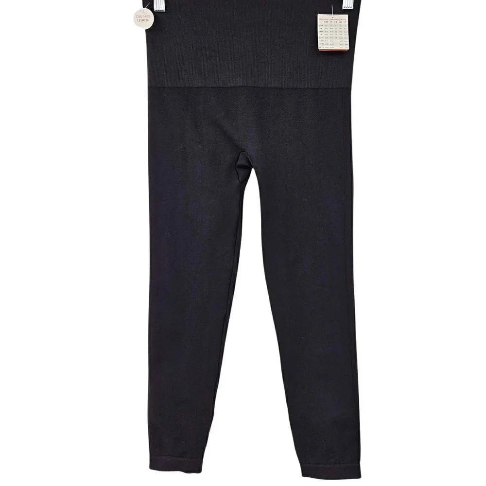 Spanx Look At Me Now Cropped Leggings Black Women's Size L NEW Yoga Athleisure